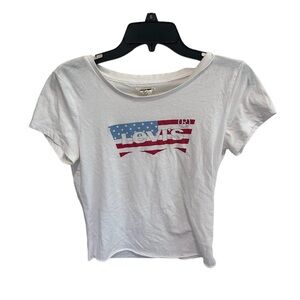 Levi’s White T-Shirt With American Flag